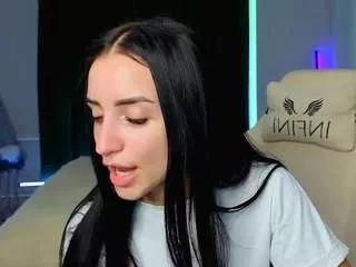 emma-davis from CamSoda