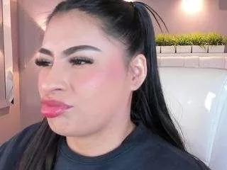 emma-kitty from CamSoda