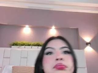 emma-kitty from CamSoda
