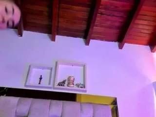 emma-rossee from CamSoda