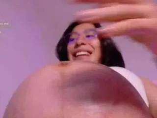 emmarousse69 from CamSoda