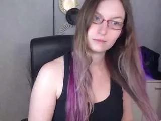 emmatease94 from CamSoda