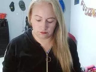 emperatrizmessy from CamSoda