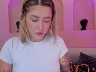 evebenson from CamSoda