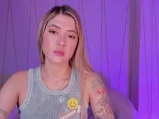 evebenson from CamSoda