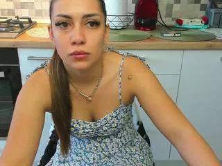 eveeevian from CamSoda