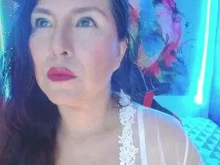 evelyn-mature19 from CamSoda