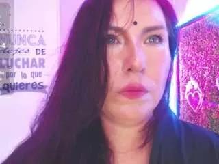 evelyn-mature19 from CamSoda