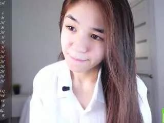 fannyades from CamSoda