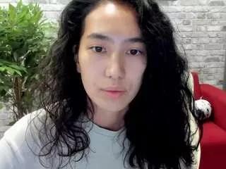 Flirty-aura webcams show profile image 