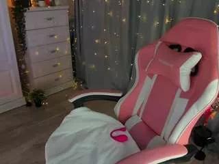 freyaray on CamSoda