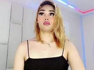 hallyyhott from CamSoda