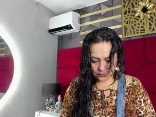 hanny-milf from CamSoda