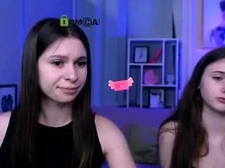 helly-kiss from CamSoda