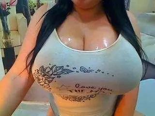 hillarysofia from CamSoda