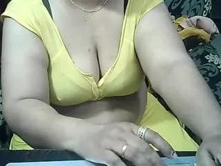 indianbhabimilf40 from CamSoda
