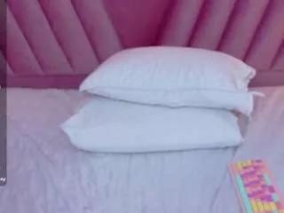 innocenthazel from CamSoda