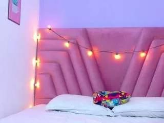 innocenthazel from CamSoda