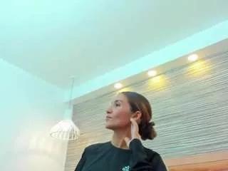 issa-bonnet from CamSoda