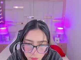 issa-smithhh from CamSoda