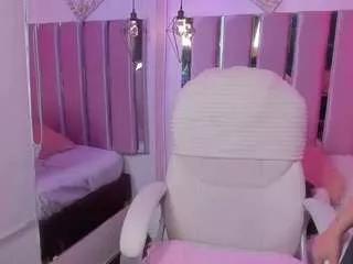 Ivybraaze webcams show profile image 