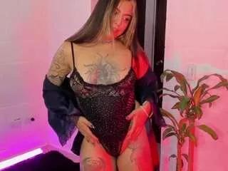 jaaadeee from CamSoda