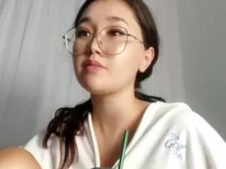 jennatyan from CamSoda