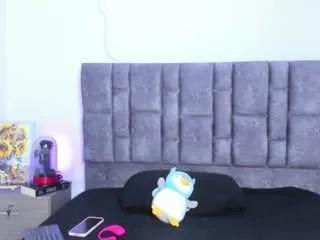 Jimena-b webcams show profile image 
