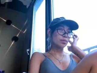 jinnygold from CamSoda