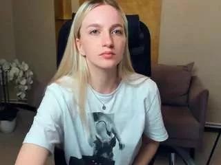 Joanhanchett webcams show profile image 