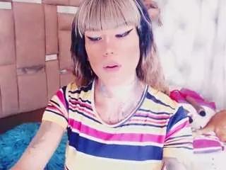 johanadoll69 on CamSoda