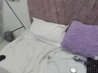 Julieta-lein webcams show profile image 