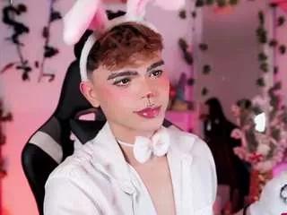 kennyboy-18 from CamSoda