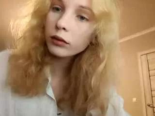 kerrymezo on CamSoda