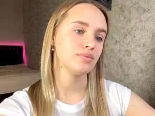 kieraleeming on CamSoda