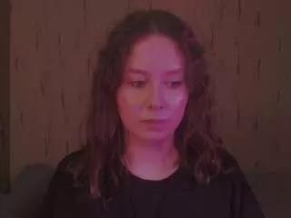 kira-m on CamSoda