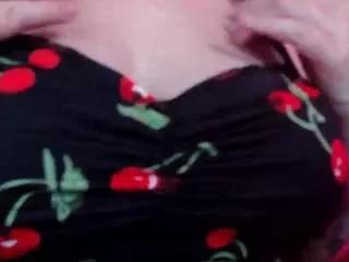kisica from CamSoda