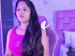 laly-cherry from CamSoda