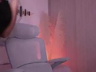 larabaker from CamSoda