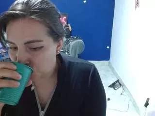 layanafuckass from CamSoda