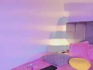 layla-nicols from CamSoda