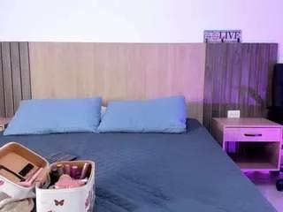 lialujan from CamSoda