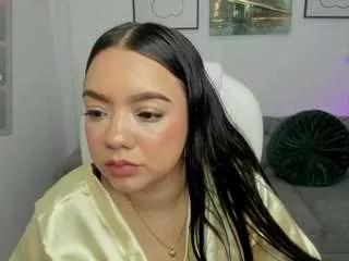 liilylux from CamSoda