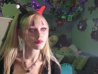 lilfknsquirt from CamSoda