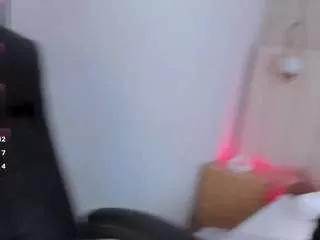 lilikiss from CamSoda