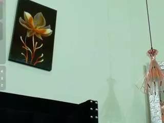 lilisantos from CamSoda