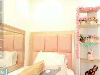 Lily-campbell webcams show profile image 