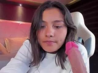 lilyfox1 from CamSoda