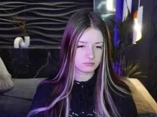 lilymoonlight from CamSoda