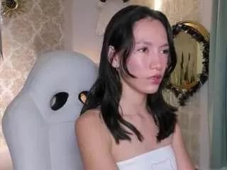 lilyythea from CamSoda